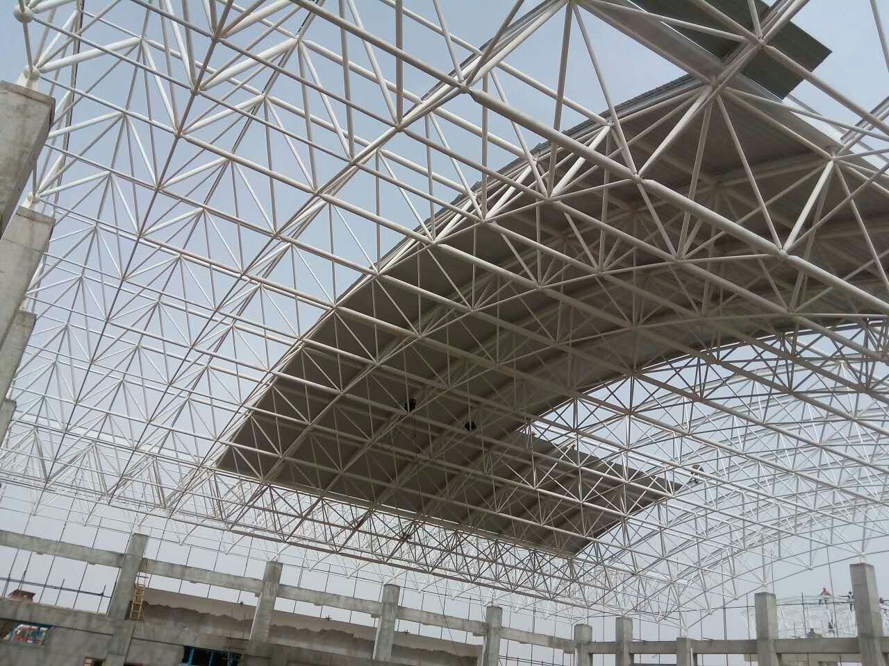 玉溪青岛一汽网架